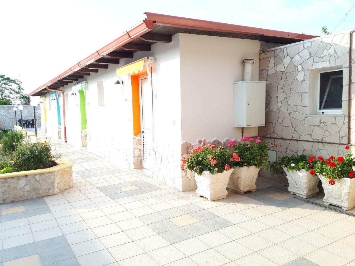 Oltremare Hotel Vignacastrisi Exterior foto